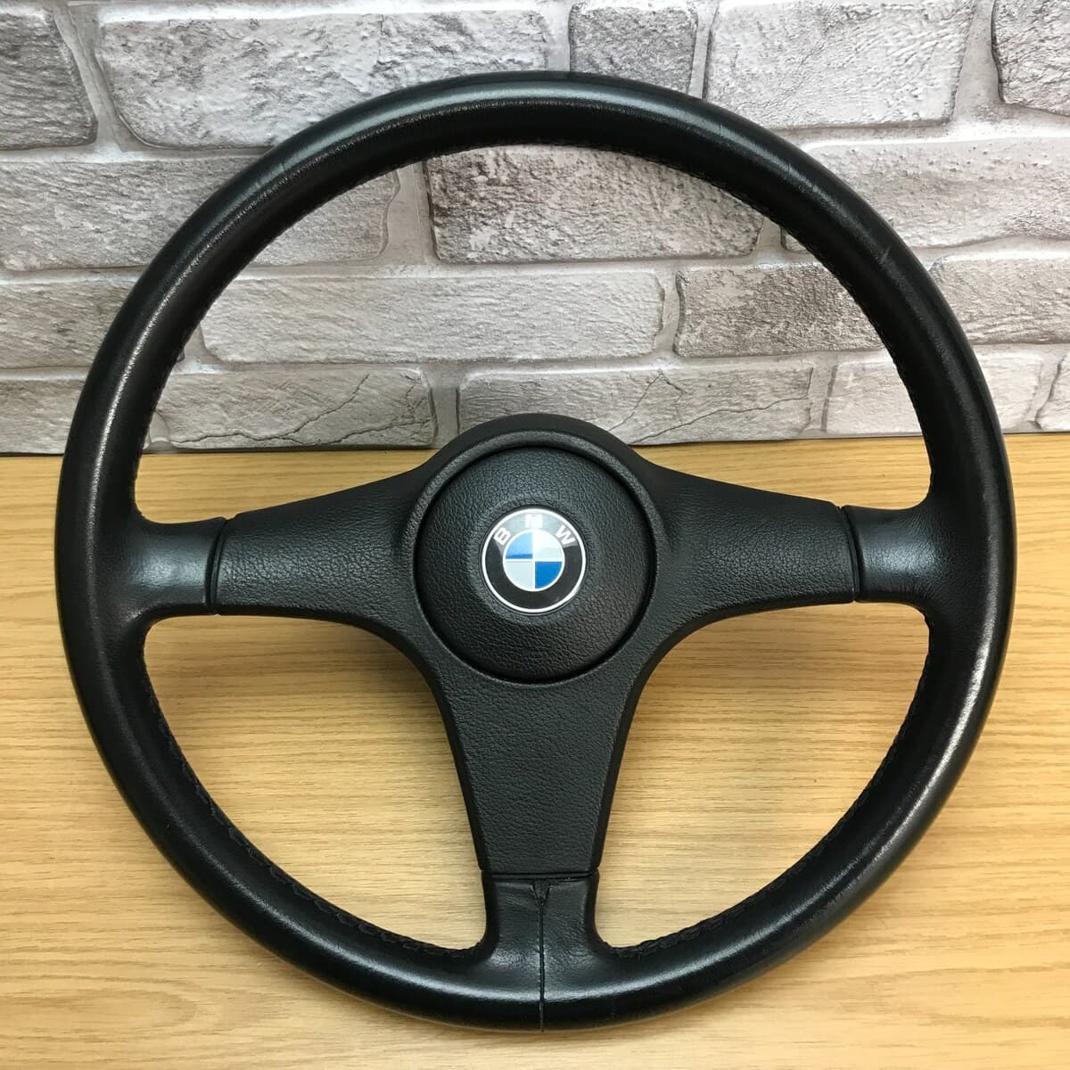BMW E30 sport 3-spoke leather steering wheel, option SA 219, KBA 70098