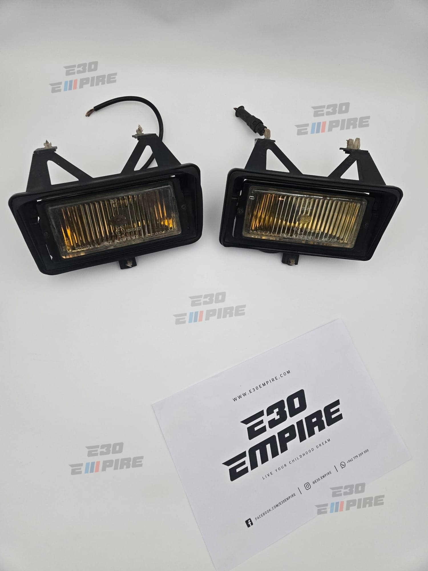 BMW E30 E28 Early Model Mtech 1 Yellow Fog Lights OEM — BMW E30 Exterior Parts — thumbnail 2