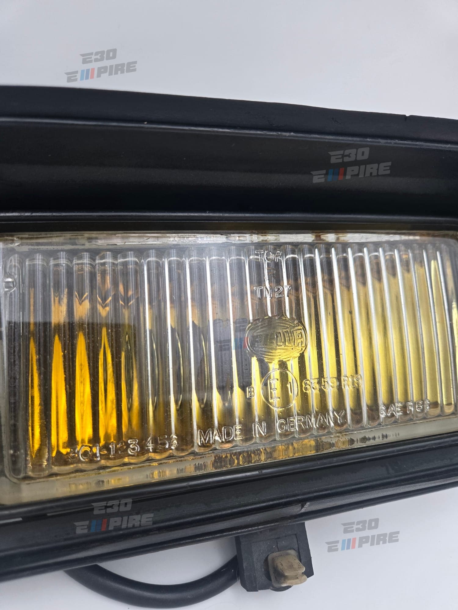BMW E30 E28 Early Model Mtech 1 Yellow Fog Lights OEM — BMW E30 Exterior Parts — thumbnail 4