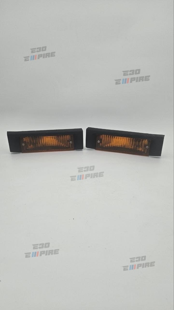 BMW E30 OEM NOS Front Chrome Bumper Turn Signal Light Right Pre Facelift 63131377994 63131377993