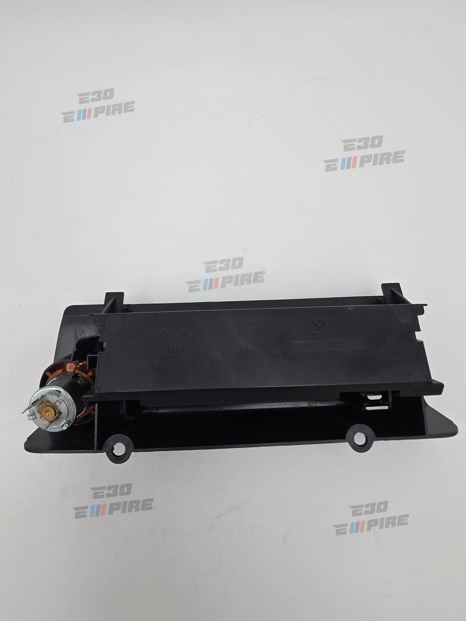 BMW E30 OEM Front Ashtray Complete With Cigarette Lighter Brand New NoS  — BMW E30 Exterior Parts — thumbnail 8