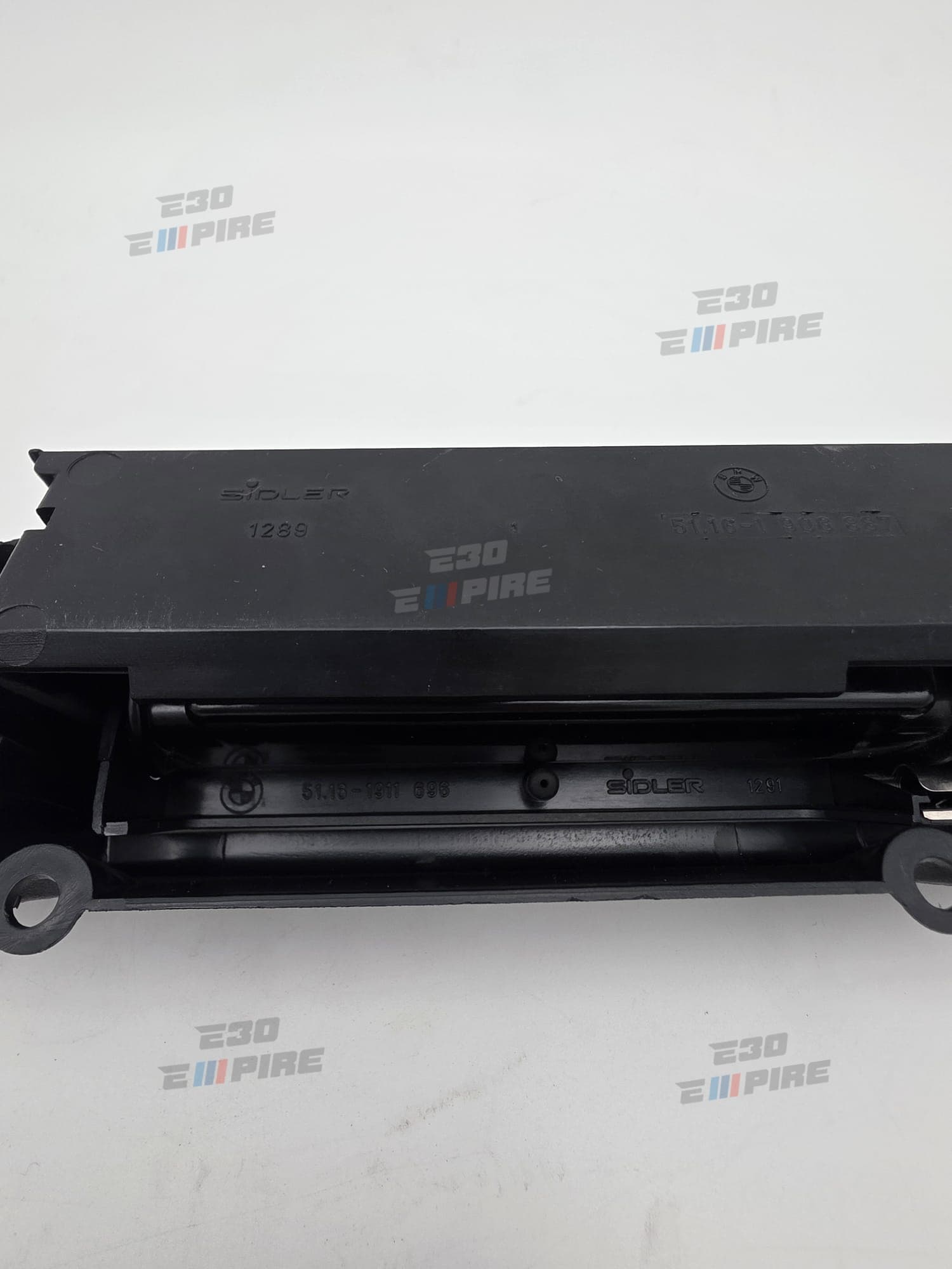 BMW E30 OEM Front Ashtray Complete With Cigarette Lighter Brand New NoS  — BMW E30 Exterior Parts — thumbnail 9