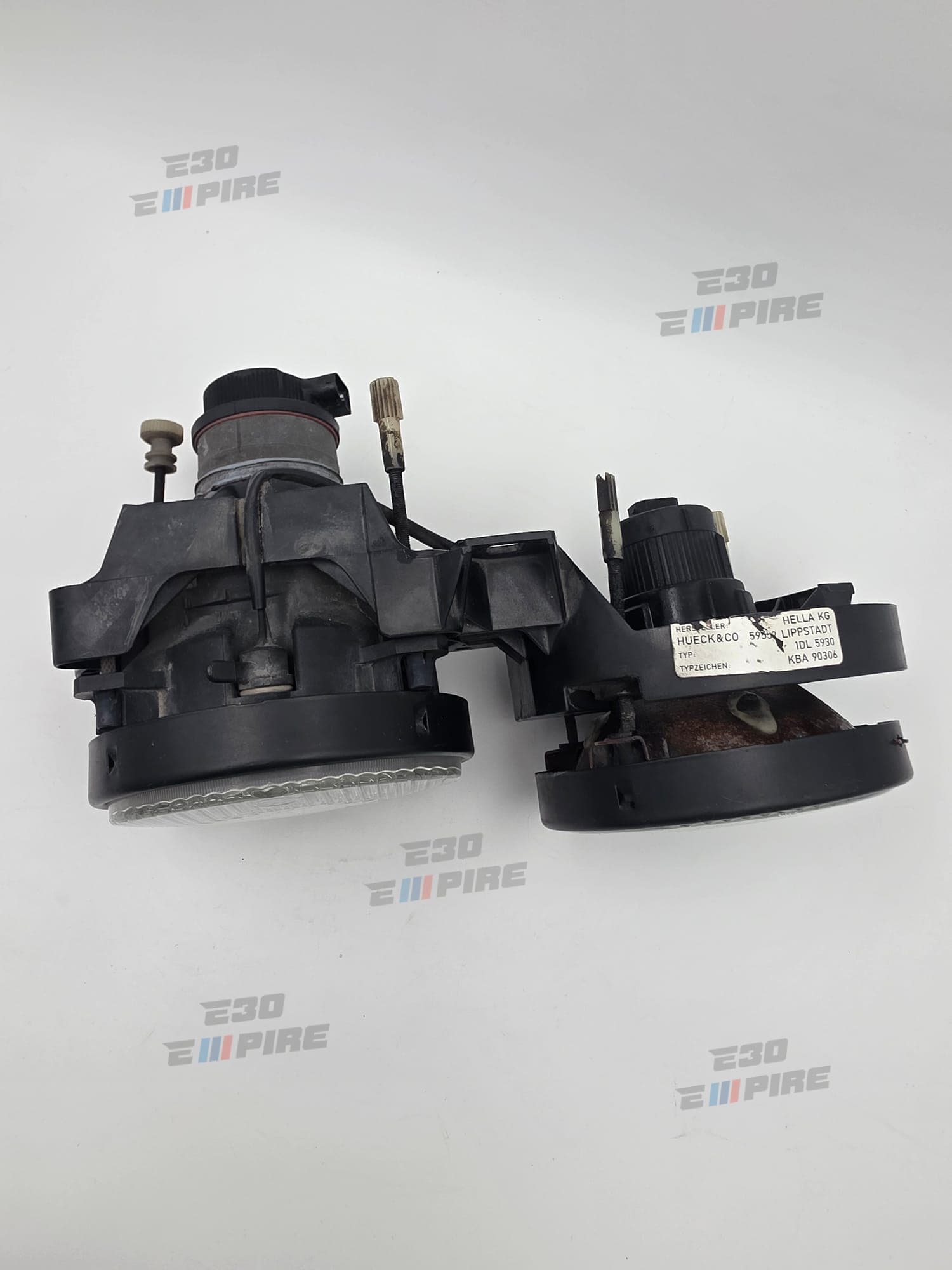 BMW E30 HELLA Smoked Headlights Original Good Condition ~ Rare — BMW E30 Exterior Parts — thumbnail 12
