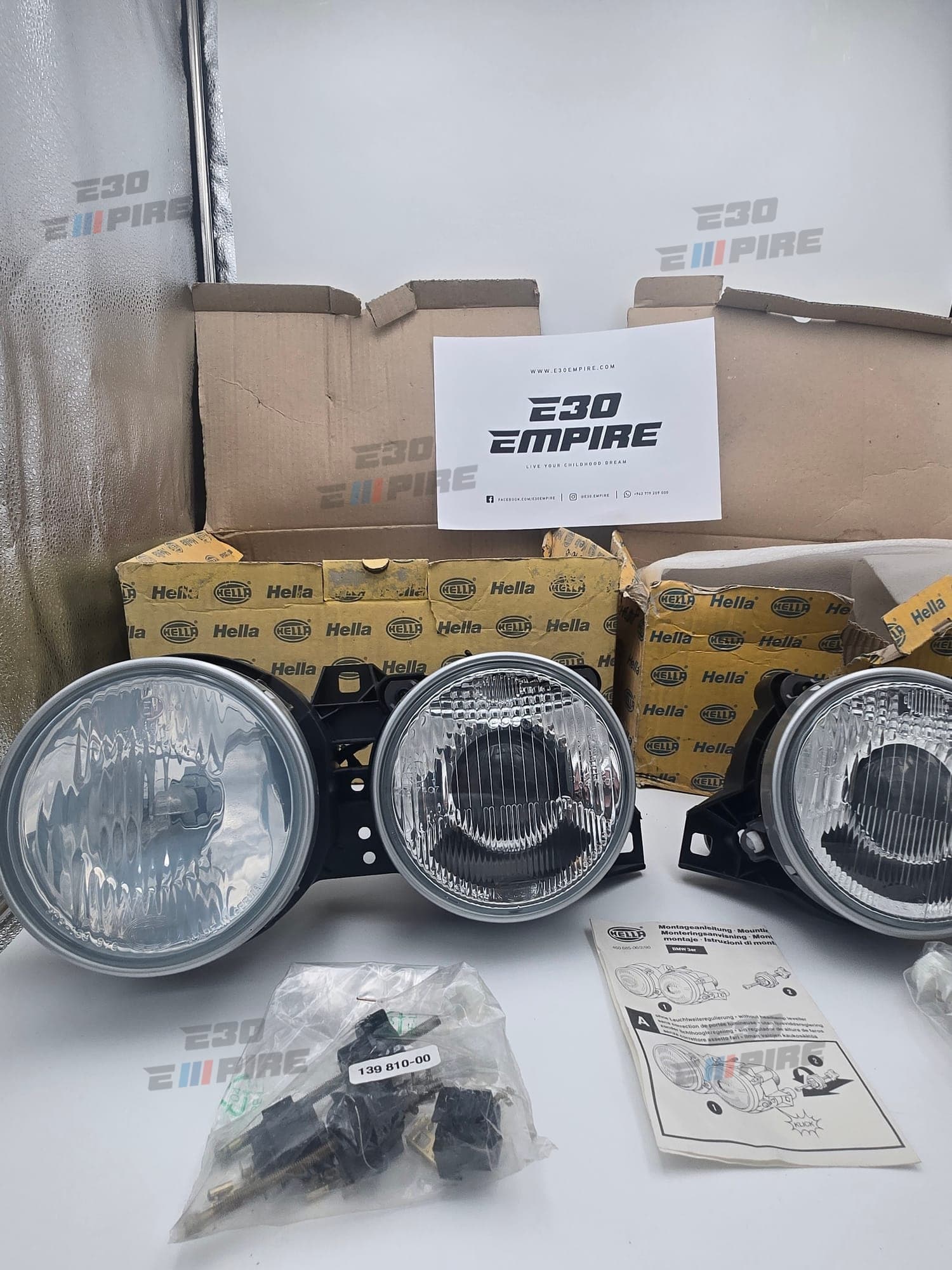 BMW E30 Hella Smiley Headlights Brand New NOS In Box Complete Set 1DL 005 930-371  1DL 005 930-381 ~ Rare  — BMW E30 Exterior Parts — thumbnail 2