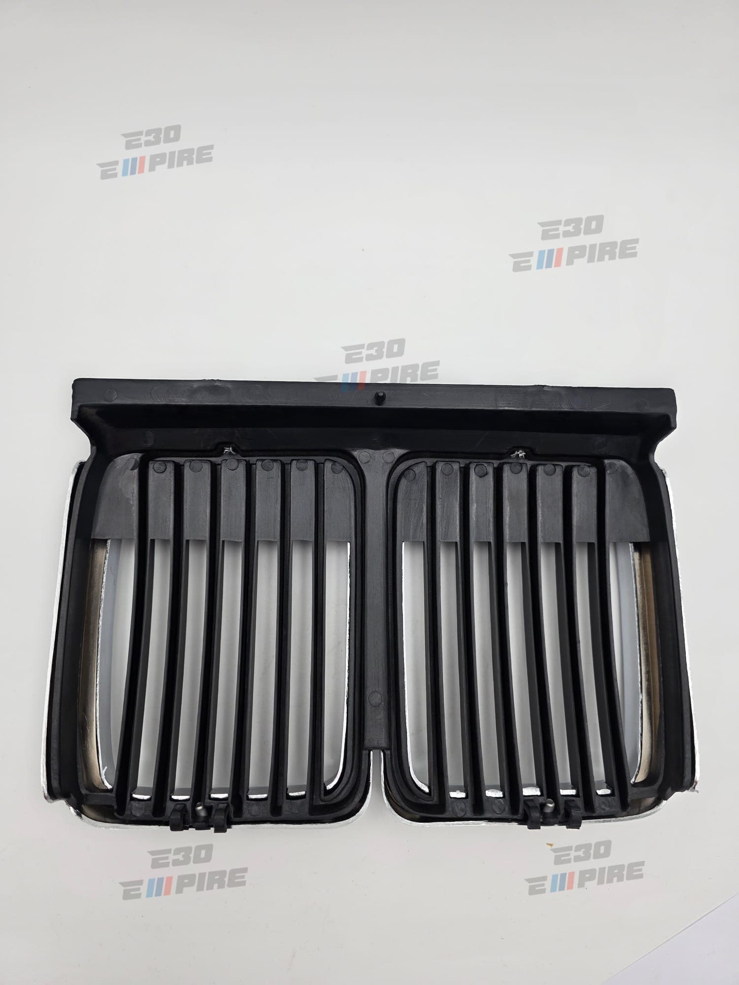 BMW E30 Center Chrome Kidney Grill Brand New NoS — BMW E30 Exterior Parts — thumbnail 2