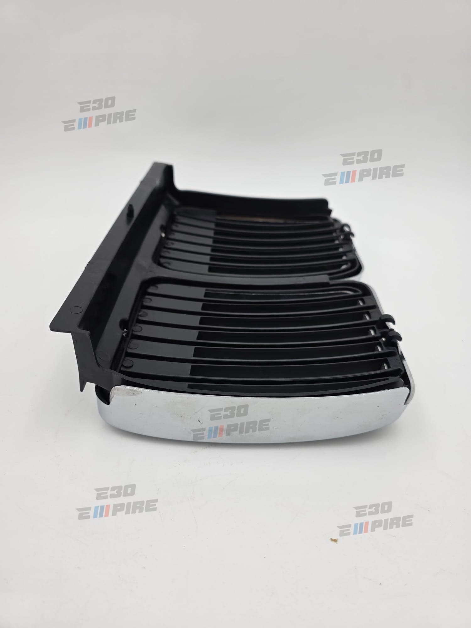 BMW E30 Center Chrome Kidney Grill Brand New NoS — BMW E30 Exterior Parts — thumbnail 5